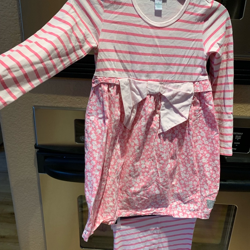 Naartjie 2 pc. Dress & legging sz. 5